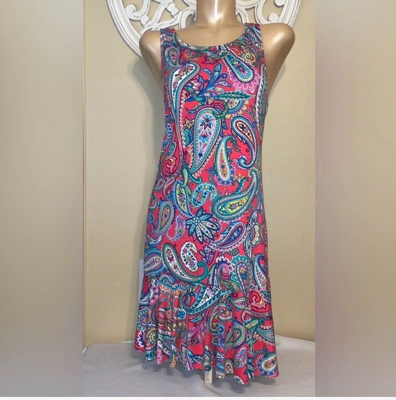 Tommy Bahama womens dress size L Pink Paisley stretch