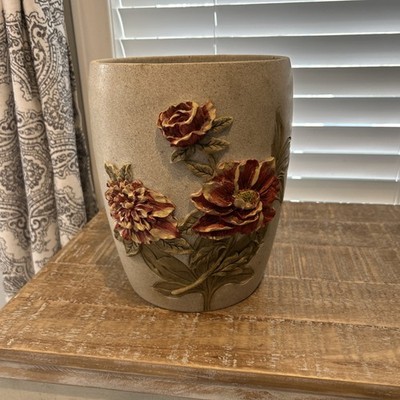 Large Floral Planter - Beautiful Piece