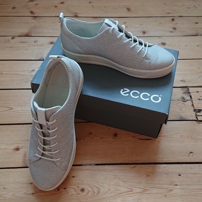 ecco wide fit shoes