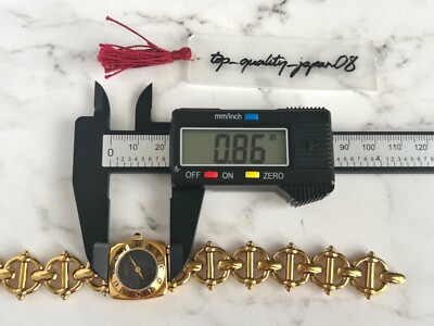 GUCCI 6400L Quartz Gold Swiss Made Black Dial Womens Watch GUCCI 6400L Quartz Gold Swiss Made Black Dial Womens Watch