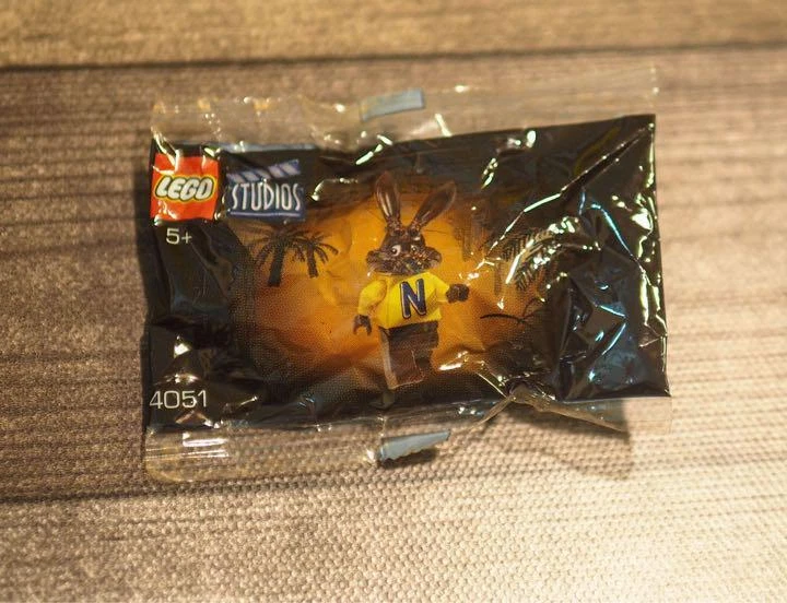 LEGO #4051 Quicky the Nesquik Bunny Nestle bunny Minifigure SEALED RARE