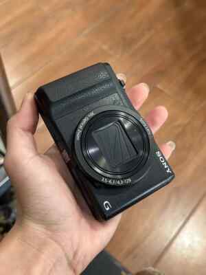 Sony Cyber-shot DSC-HX60V 20.4MP 30x Optical Zoom Compact Digital Camera