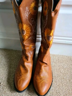 cowboy boot brands women's