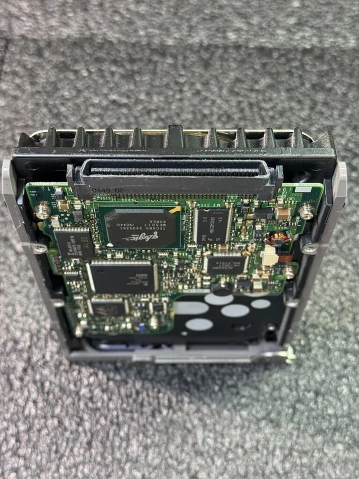 SUN 0066152 3900157-03 540-6289-01 SUN72GMAP3735N 72GB 10K RPM U320 SCSI HDD3.5" - Image 4 of 4