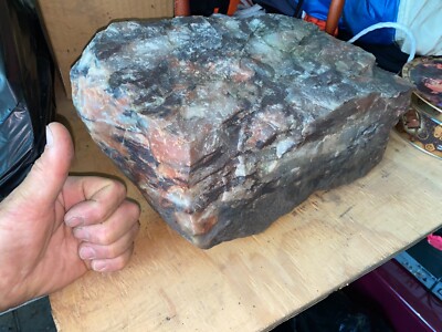BIG BEAUTIFUL HEAVY ROCK LOOKS LIKE JASPER THIS BABY IS A KEEPER COLLECTION WOOD