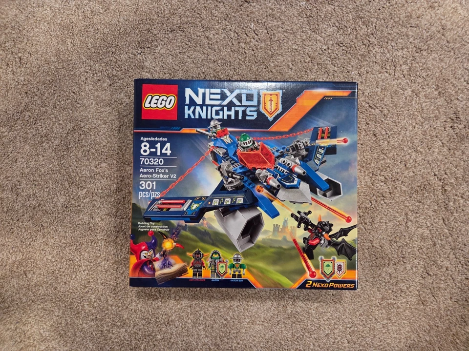 LEGO NEXO KNIGHTS - AARON FOX’S AERO-STRIKER V2 (70320) 100% COMPLETE w/Box&inst - Image 3 of 4