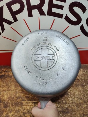 Antique GRISWOLD #8 Cast Iron Plated Deep Skillet Pan Large Logo 777 Flat 