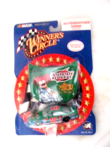 BOBBY LABONTE #18 Muppet Pontiac Winner's Circle 1:64 Car 2002 NASCAR - Picture 7 of 9