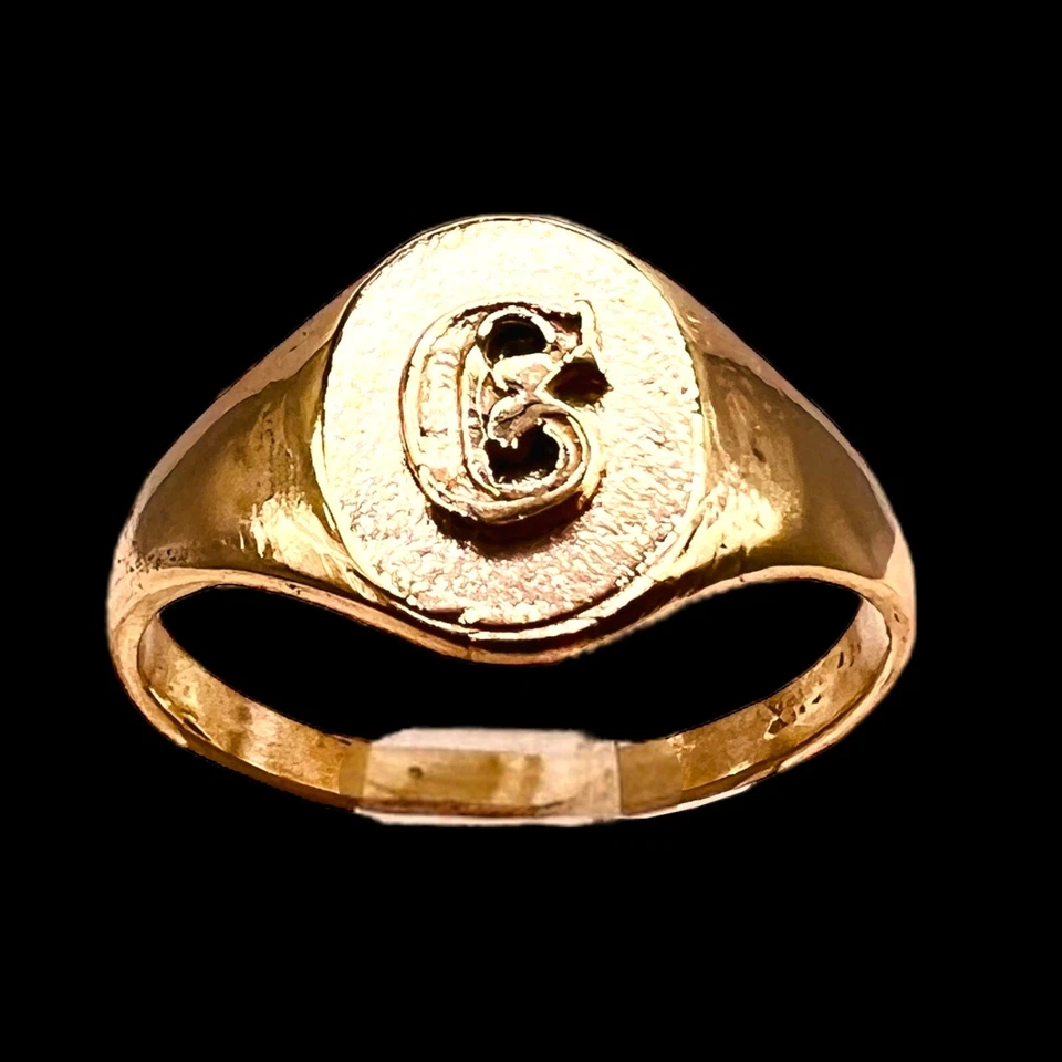 Initial Letter C Signet 14k Yellow Gold Oval Baby Pinky Ring SZ 3 - Image 3 of 4