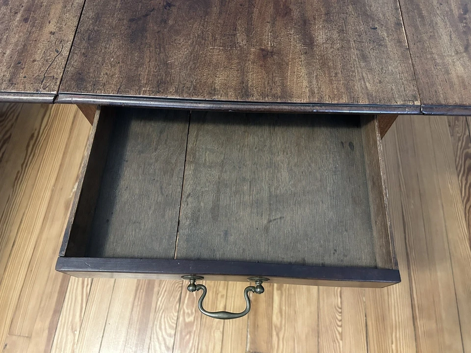 George 3 Mahogany Pembroke Dropleaf Side Table - Image 4 of 4