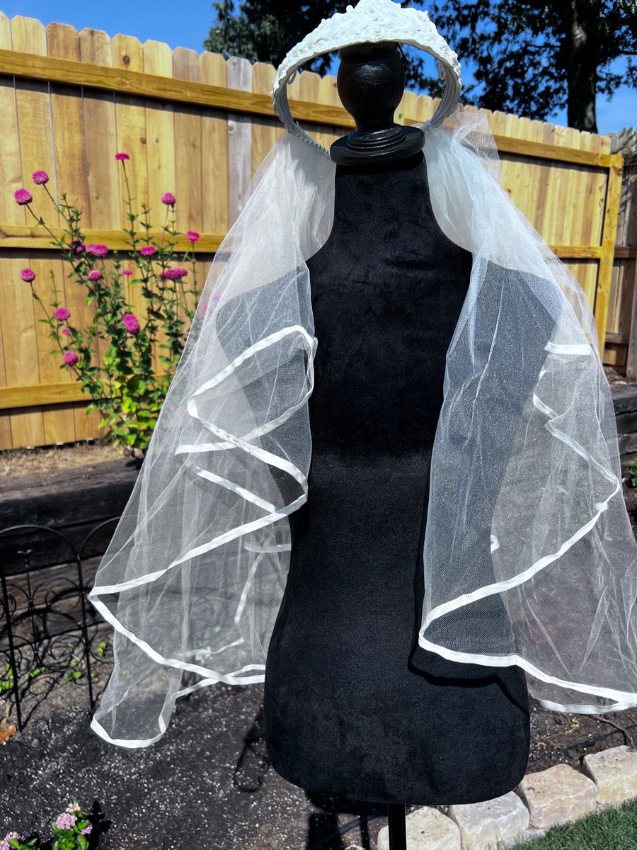 Vintage White Wedding Veil With Pearl & Beaded Headband  display picture 3