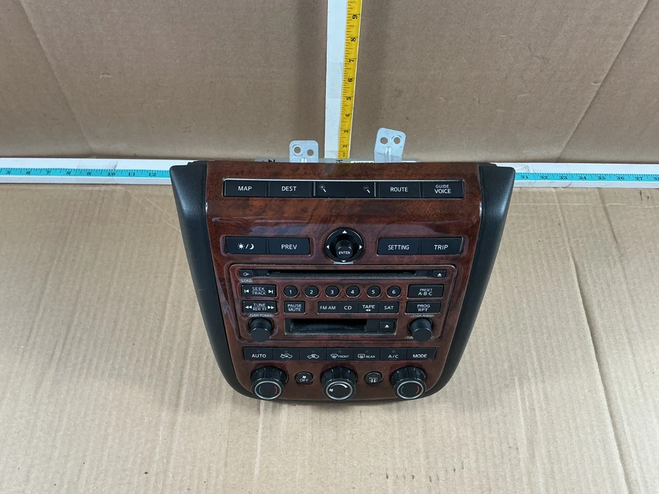2004-2005 Nissan Murano Dash Radio Receiver AC Heater Climate Control Panel OEM - Image 4 of 4
