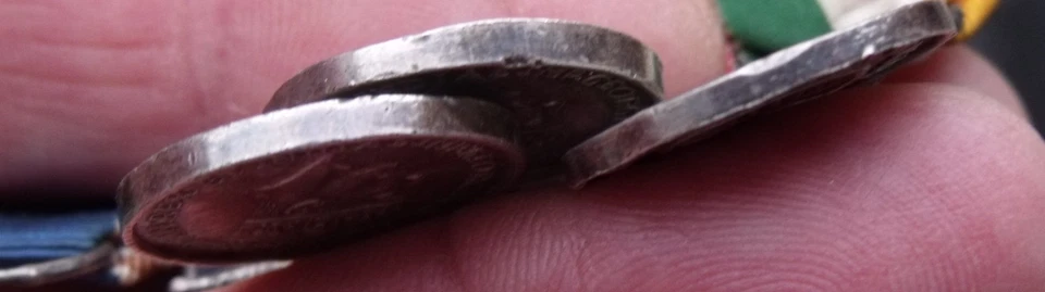 PERIOD MINIATURE WW2 MEDAL GROUP, INDIA WAR MEDAL TERRITORIAL & INDEPENDENCE ETC - Image 4 of 4