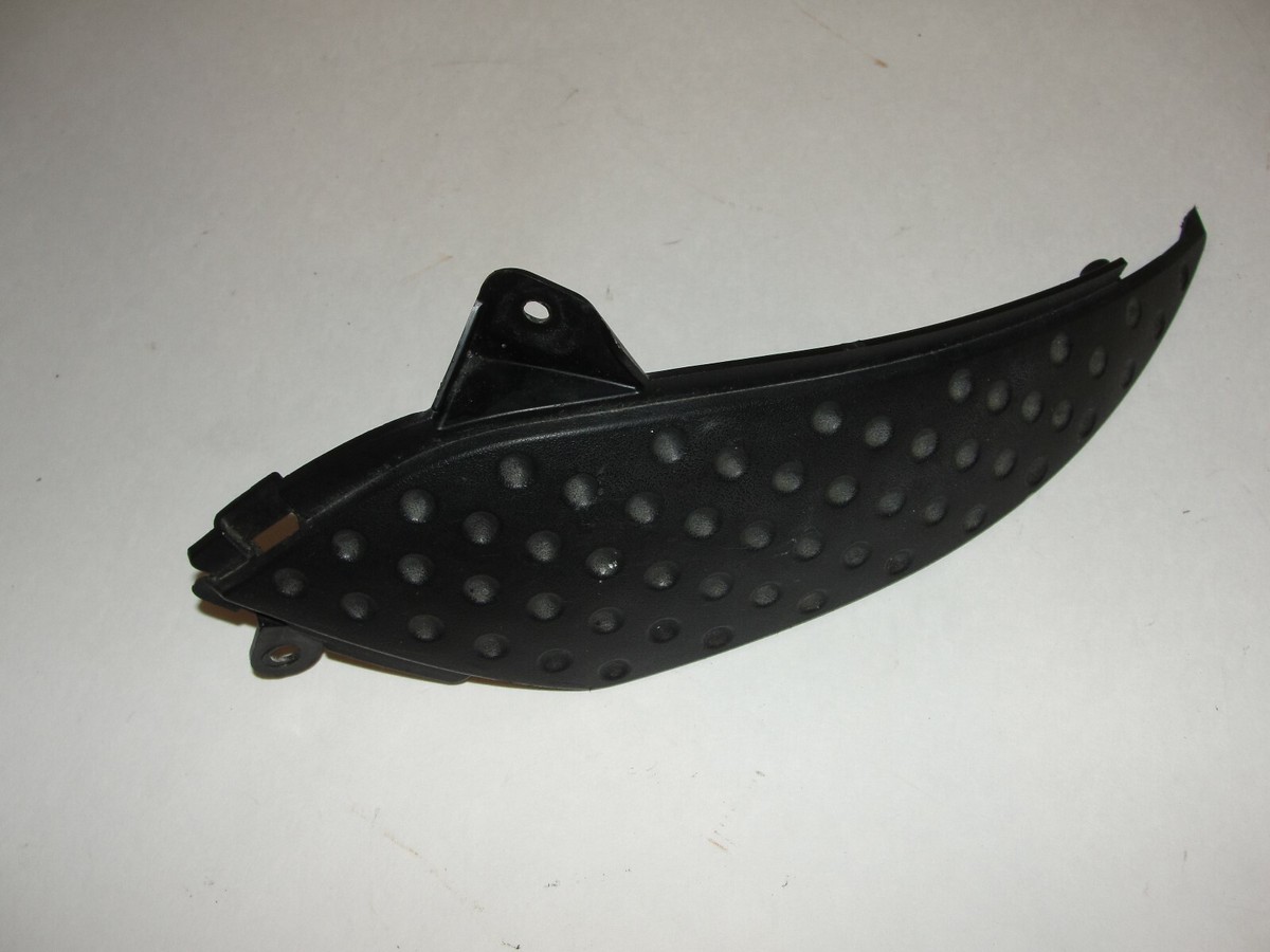 2005 - 2006 Kawasaki ZX6R ZX 6R Right Gas Tank Knee Grip Cover