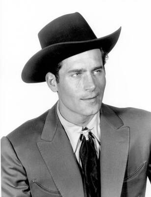 Cheyenne Season 1 1955 With�Clint Walker OLD TV PHOTO 2
