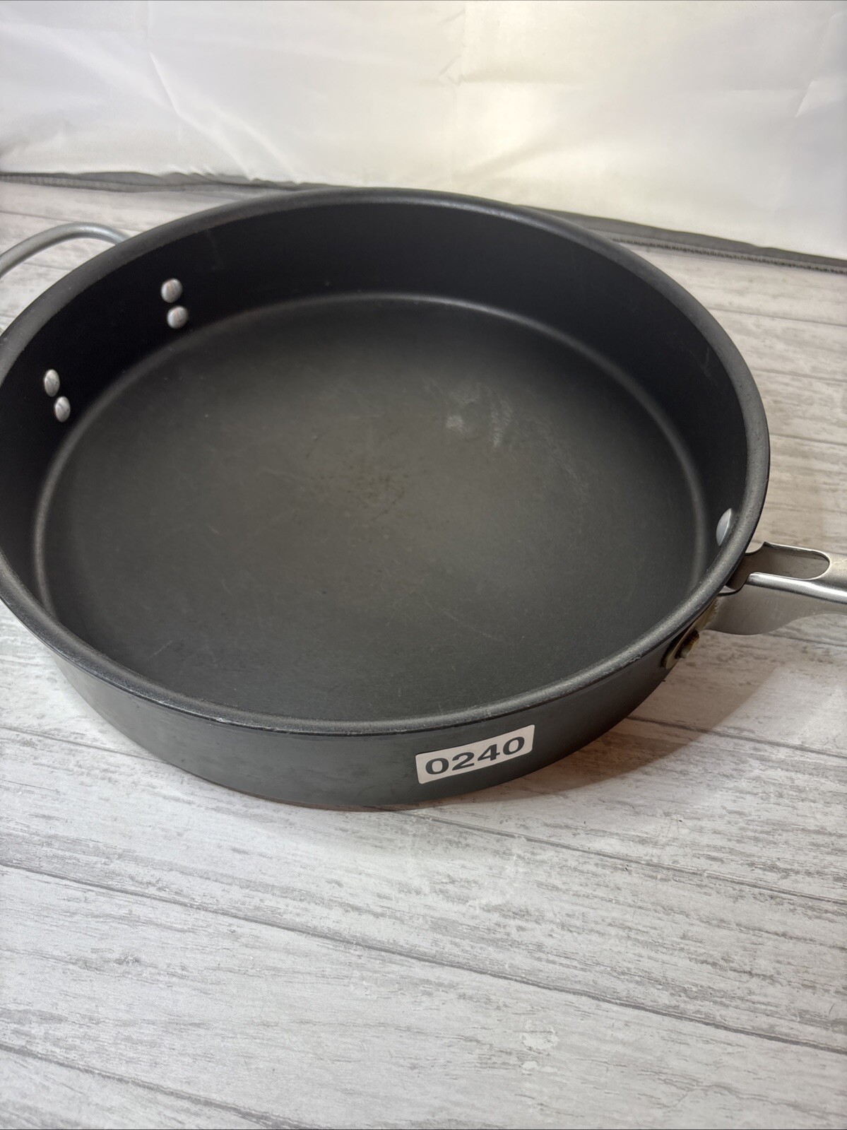 Calphalon 5005 Hard Anodized 5 Quart 12” Saute Pan