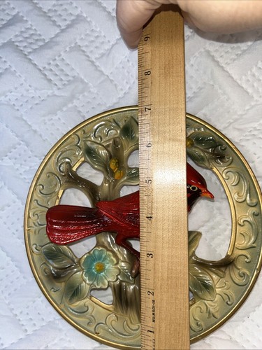 VINTAGE CERAMIC ROUND WALL Hanging with CARDINAL, FLOWERS & BRANCHES -7" ACROSS - Picture 11 of 12