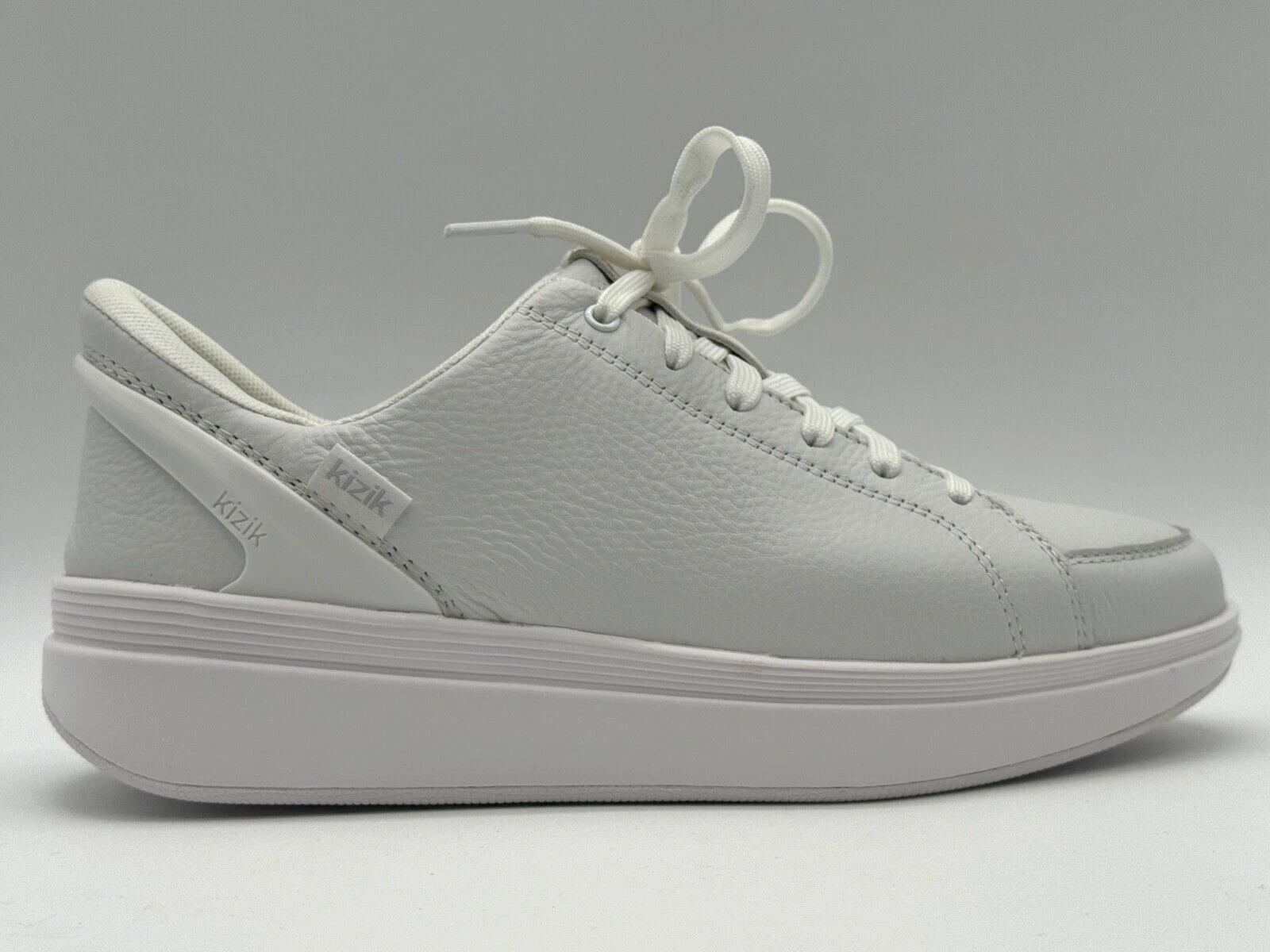 New KIZIK SZ 8 SYDNEY Sneakers shoes For WOMEN'S in WHITE