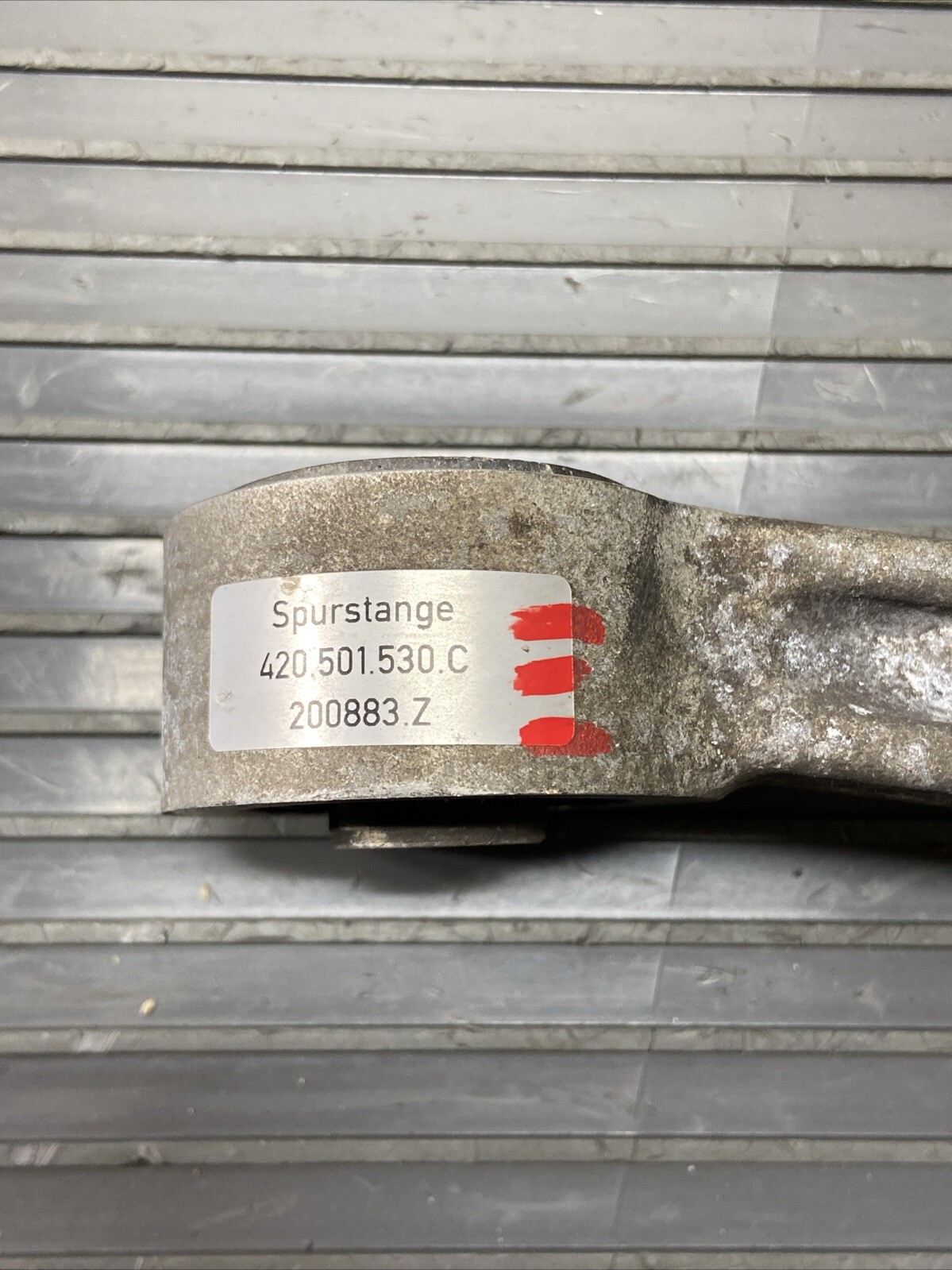 2010-2015 Audi R8 Spyder Rear Left Right Control Arm 34k Miles OEM Link 69 Char