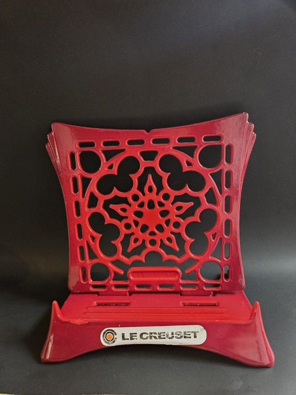 Le Creuset Red Cast Iron Cookbook Stand / Trivet Holder France, Read