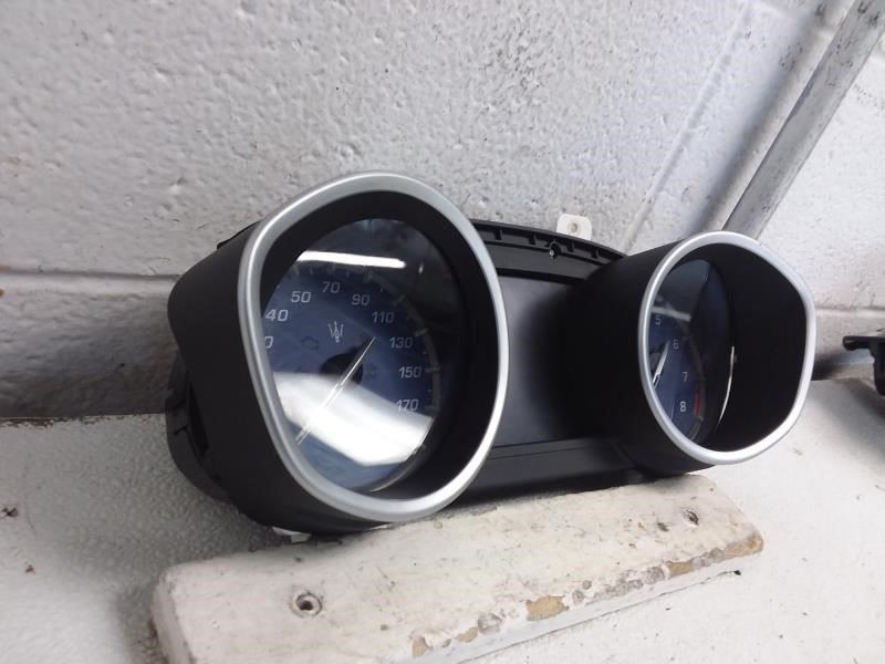 2017 MASERATI GHIBLI OEM Speedometer OEM ID # 6701001520