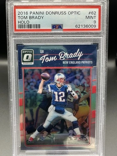 2016 Panini Donruss Optic Tom Brady Holo PSA 9 Mint