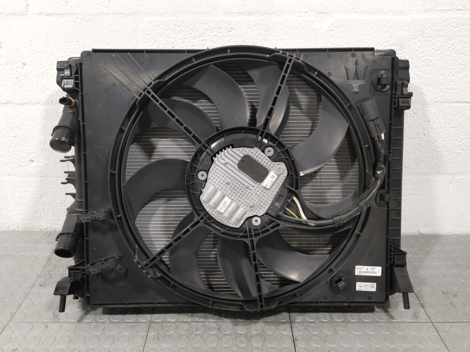 Maserati Levante 2017 AWD AUTO 3.0 L Engine Coolant Cooling Radiator Fan Motor