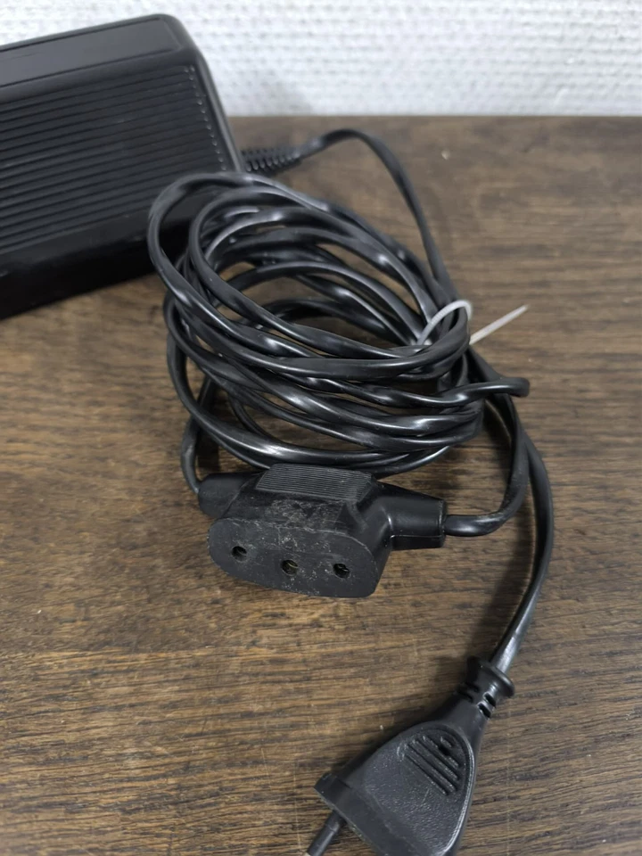 pédale rhéostat 3 trous pour singer machine a coudre 988274-040 - Fonctionne - Photo 2/4