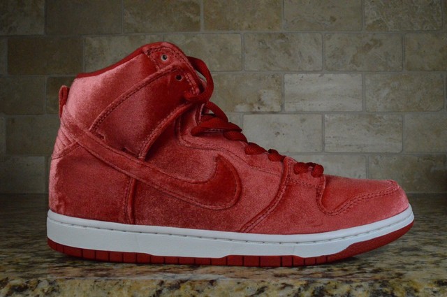 nike sb dunk high premium red velvet