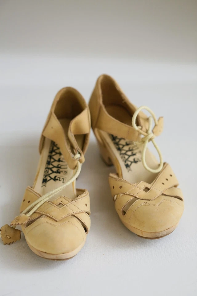 Sandalias zueco F- Troupe London Bran NUEVAS beige claro gamuza nobuck con cordones 6,5 Foto 4 de 4