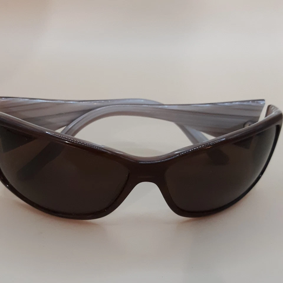 Oscar De La Renta 64 14 130 Moda Gafas de sol, Marrón Tortuga Envoltura Mujeres Viaje Foto 4 de 4