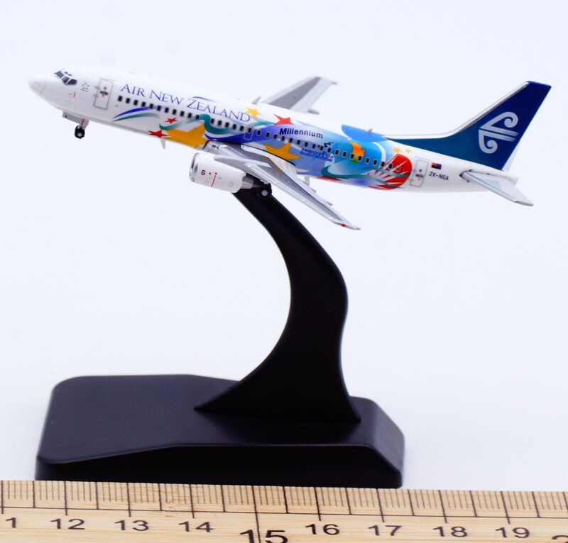 JC Wings 1:400ニュージーランド航空 B737-300 ZK-NGA 1:400 JC Wings Air New Zealand Boeing B737-300 ZK-NGA