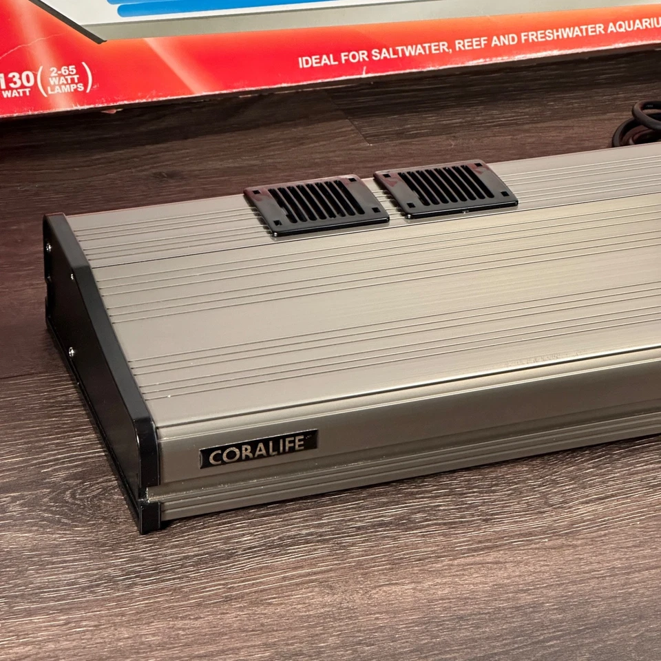 Coralife 24" Aqualight 130W 10K Actinic Deluxe Series Double Linear Strip w/Fans - Image 4 of 4