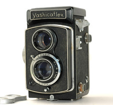 EXC   Yashica Yashicaflex Model C TLR Camera 80mm f/3.5 Lens w/cap From Japan