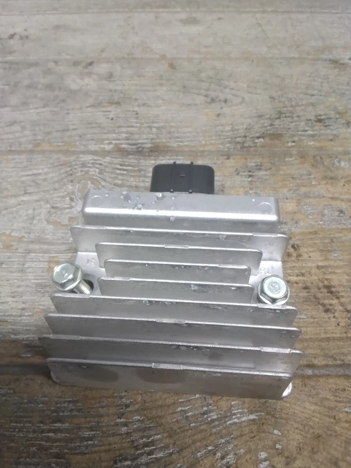 Caja eléctrica rectificadora regulador voltaje Kawasaki Ninja 500 2025 24-25 BR-698 Foto 2 de 4