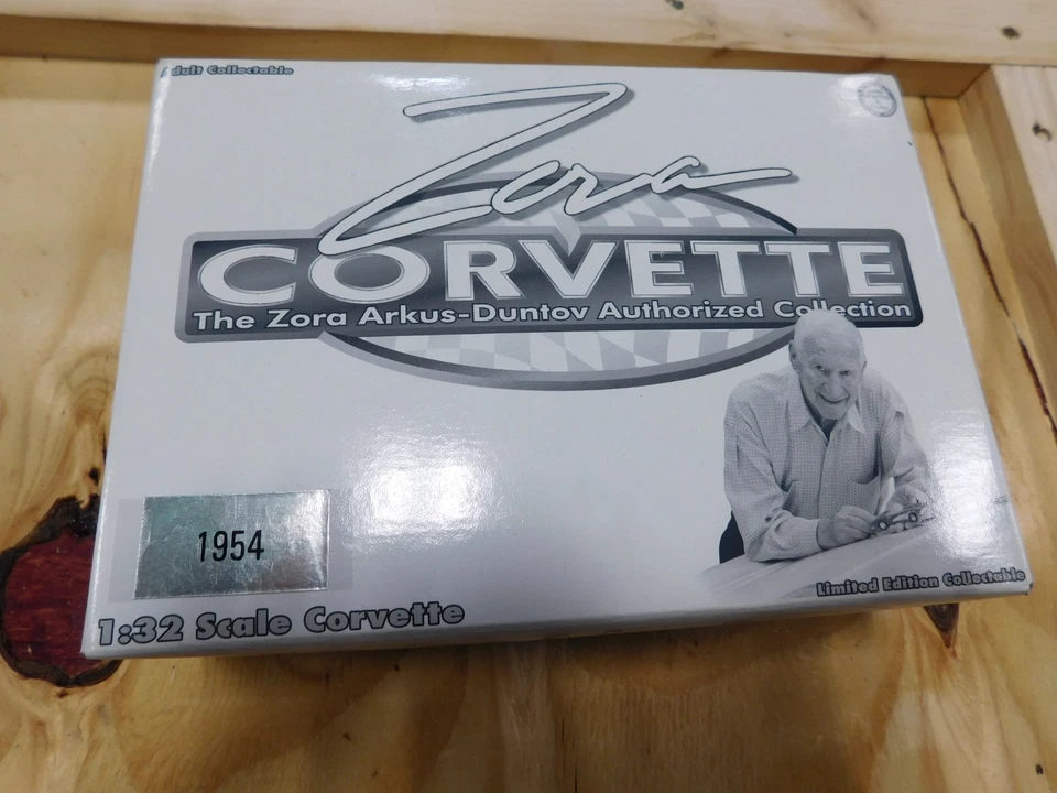 Zora Arkus-Duntov Authorized Collection 1/32 Scale 1952 Chevrolet Corvette Black - Image 2 of 4