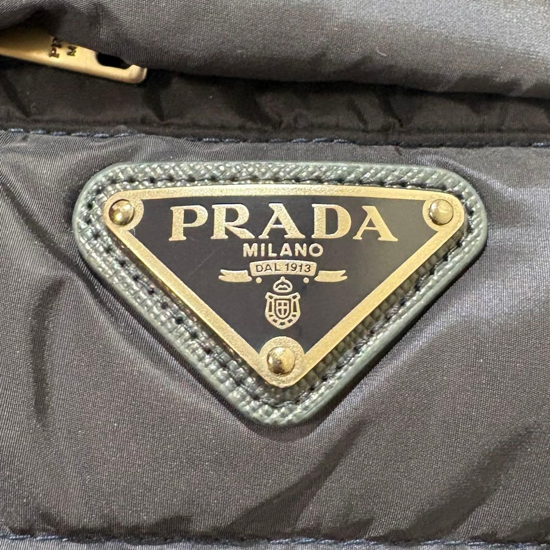 Model  Condition PRADA Down Jacket Triangle Logo … - image 6