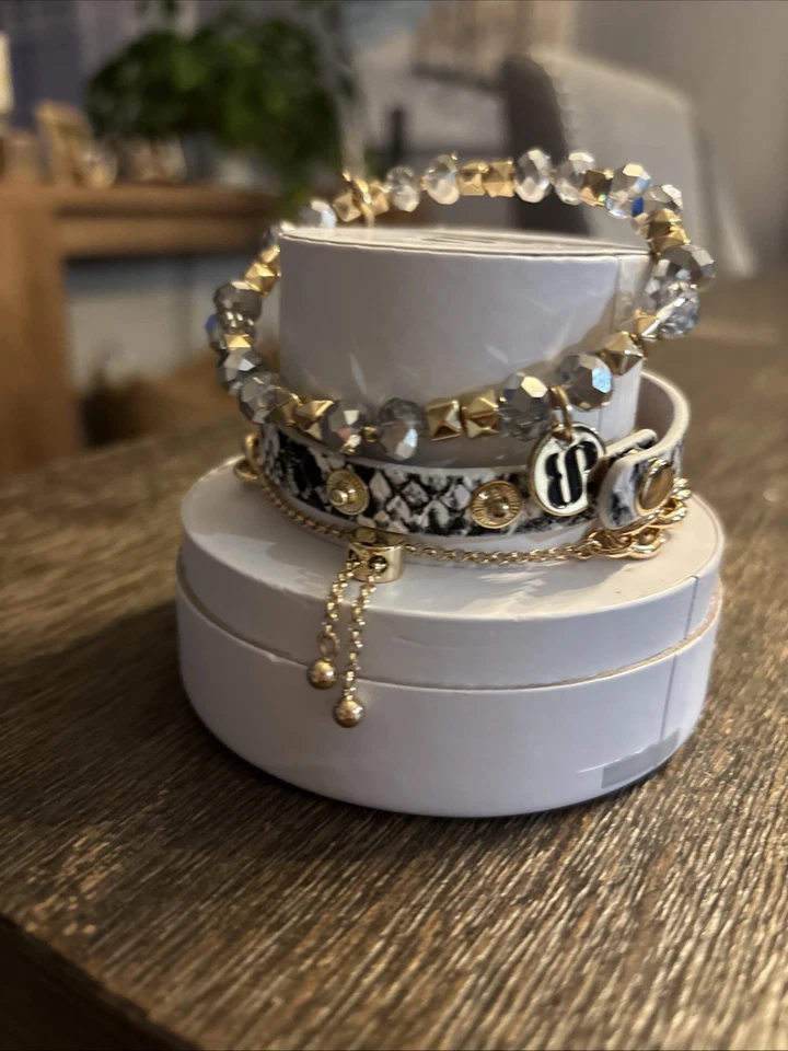 Bomb Party Summer Stacks 2025 She Can't Be Rattled ST99121 chapado en oro Foto 2 de 2