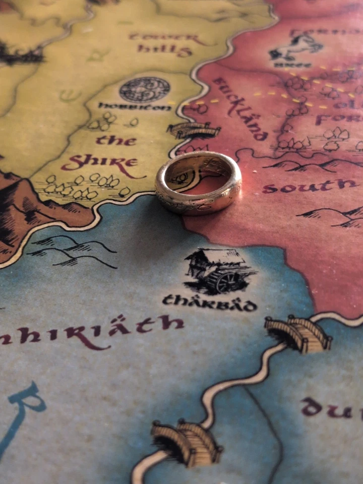 Risk Lord of the Rings Edition Game Replacement Ring - Image 2 of 3