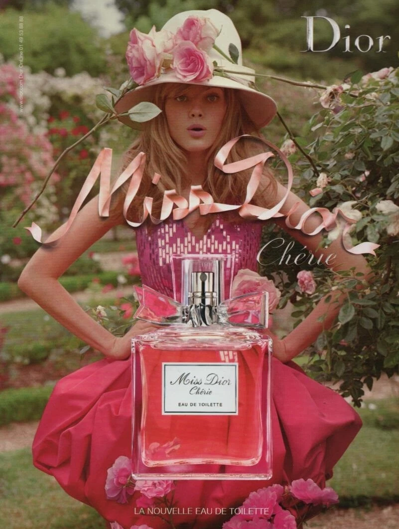 Publicité papier Parfum. Perfume ad Miss Dior de Dior 2010 (papier glacé)