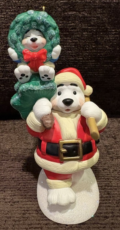 New 2022 Hallmark Polar Bear Santa Member Exclusive Club MAGIC Sound Ornament