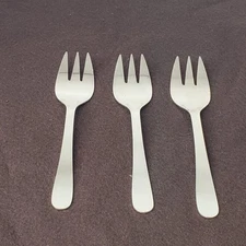 Vintage Silver-Plate Italy Set of 3 Cocktail Seafood Forks 5" Child Leonard??