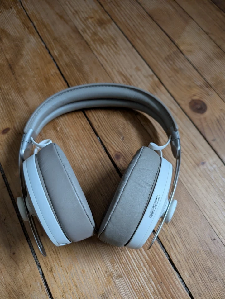 Sennheiser Momentum 3 Wireless, Foto 2 von 3