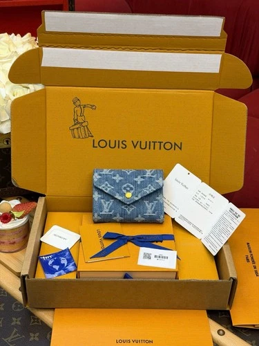 LLouisV - M13212 - Blue Denim Victorine Trifold Wallet - 12 x 9.5 x 2.5 cm - NEW - product listing photo