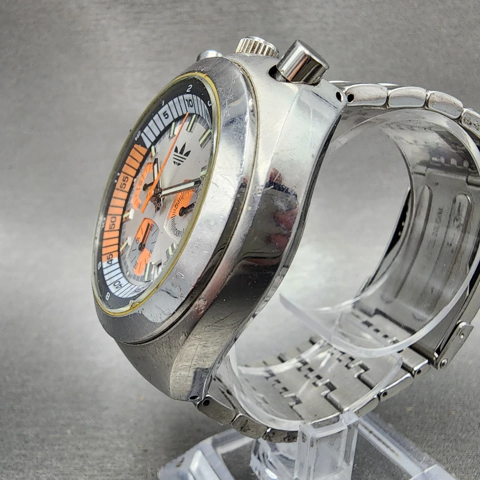Adidas Bullhead relógio cronógrafo masculino 43mm mostrador prateado aço data redondo novo batedor - Imagem 3 de 4