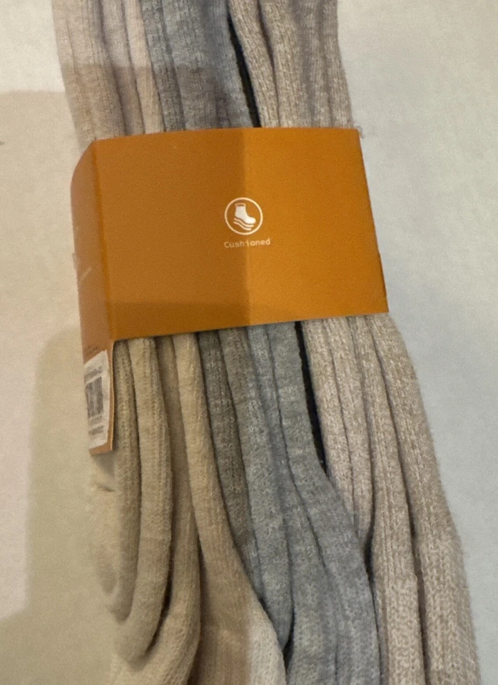 Timberland Women's Cushioned Boot Socks  3 Pairs, Size: 6.5-9.5 New, Warm - Image 3 of 4