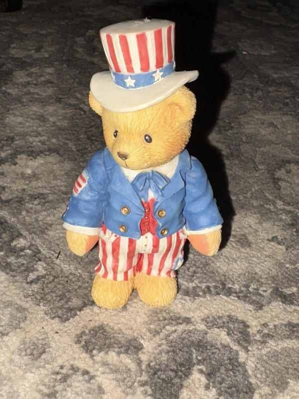 Sam , I Want You To Be My Friend Collectors Bear - Figuring By Pricilla Hillman