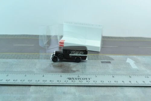 Brinquedo de metal fundido e plástico Busch Caminhões de Entrega