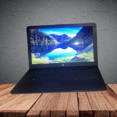 HP 15-ba008ca 15.6'' Laptop AMD E2-7110 APU With Radeon R2 GPU 4GB 500GB PRO