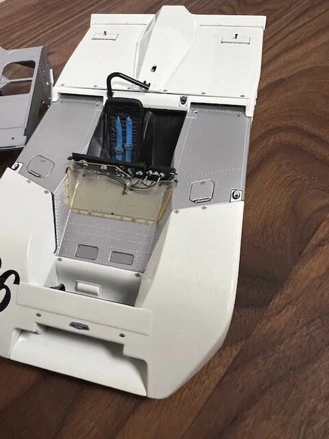 Exoto | 1:18 | FIRST SHOT | 1970 Exoto Chaparral 2J | COA | FHT18241 FS - Image 2 of 4